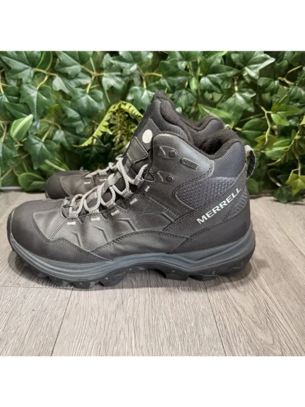 Merrell Snow Boots Mens Size 10.5 Black Insulated Lace Up Winter Hiking J16467Z